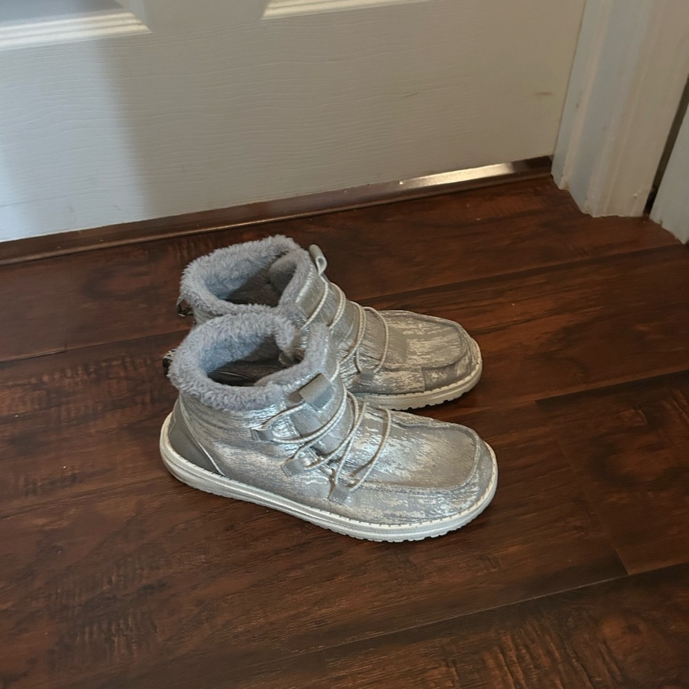 Hey Dude Metallic Silver Ankle Boots